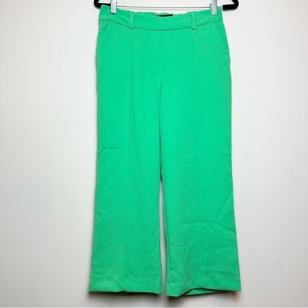 NEW YORK & CO. NWT Lime Green Petite Cropped Pants